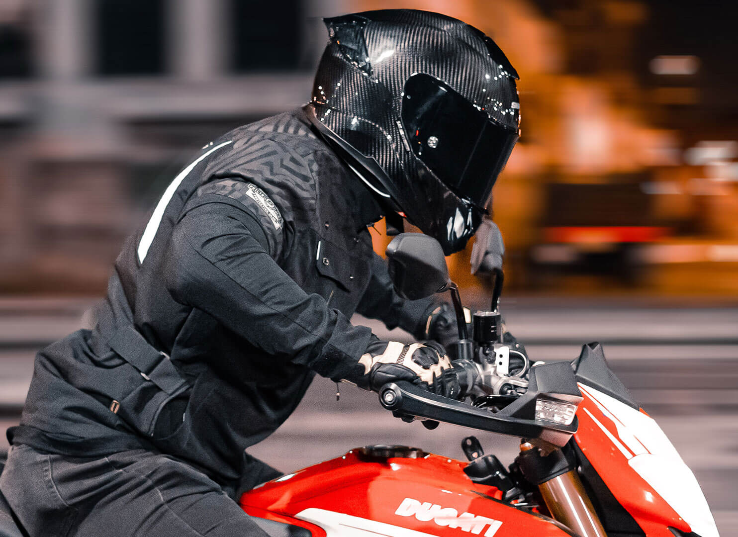 La importancia de llevar casco - HP Motorbike